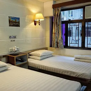 https://house-maple-leaf.getmacauhotels.com