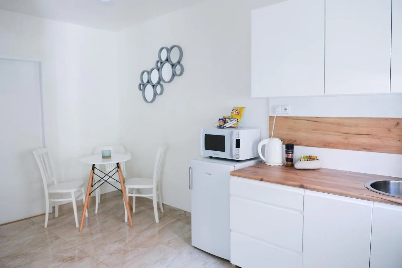 Fano Apartments Old Town Prag 0*,